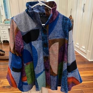 Damee women.s knit jacket. Perfect condition